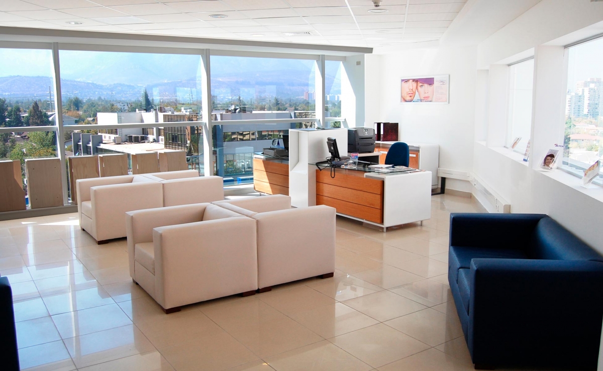 Proyecto de Rediseño y Mobiliario para Oficinas y Áreas de Atención
